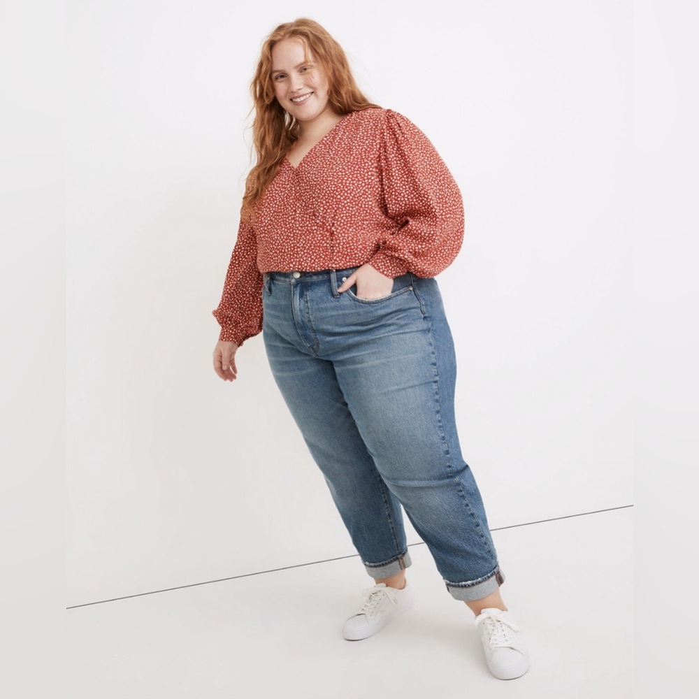 The Plus High-Rise Slim Boyjean in Neal Wash: TENCEL Denim Edition
